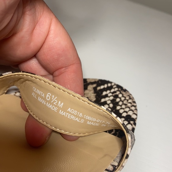 The Limited snake skin heel - Picture 4 of 5